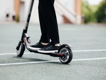 Abu Dhabi Welcomes Electric Scooters