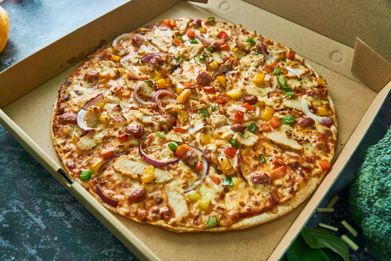 Get A Pizza Of This Delivered Straight To Your Door - Abu Dhabi Talking