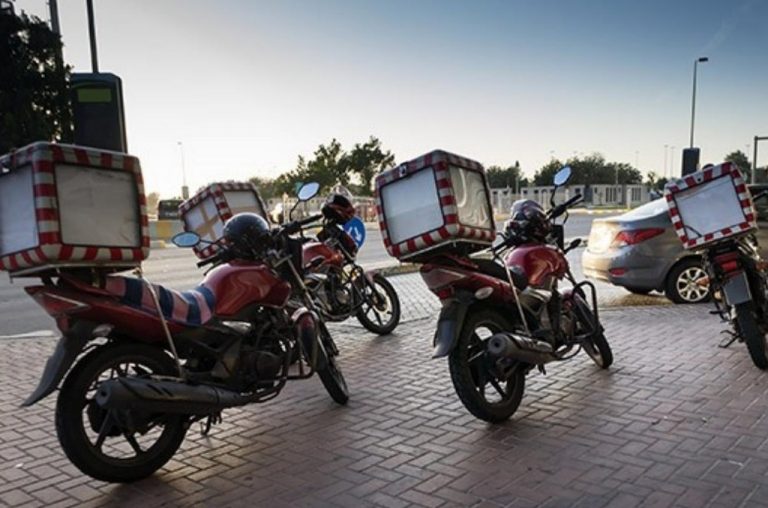 Deliverymen in Abu Dhabi